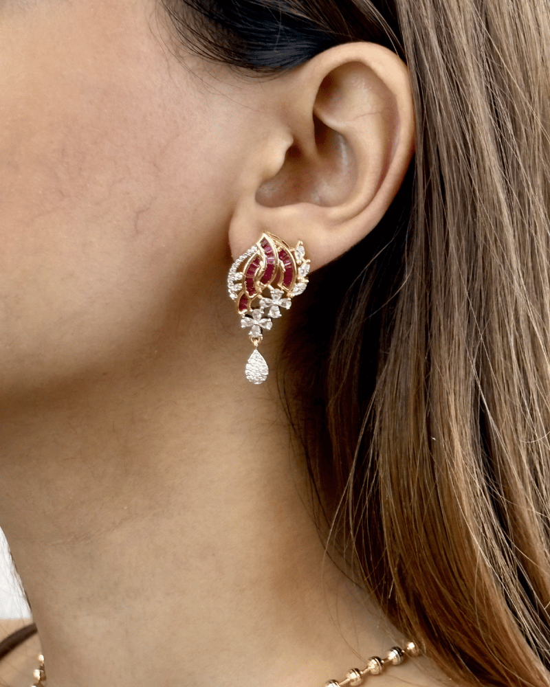 Aarunya Diamond Pendant With Red Choki Stones | Without Chain