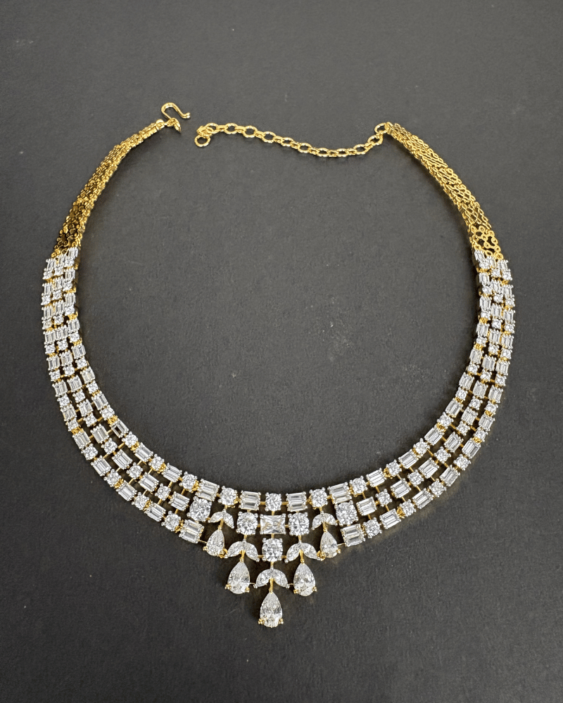 Three Line Diamond Cascade With Droplets