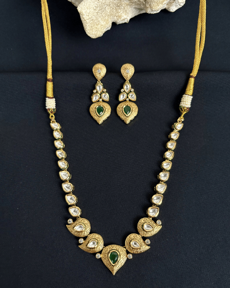 Emerald Grace Kundan Necklace | Mint Work