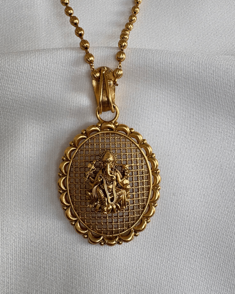 Golden Ganesha Pendant Set