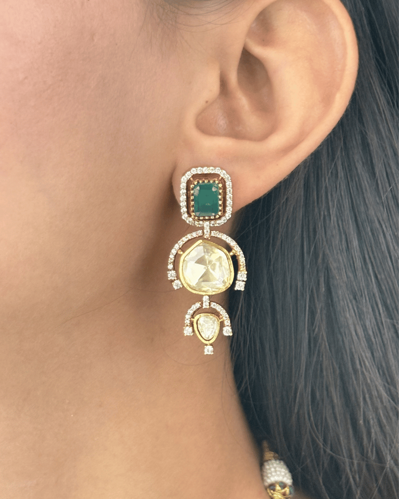 Sultana Dynasty Emerald Moissanite Necklace | Screw Back | 18K Gold Plating