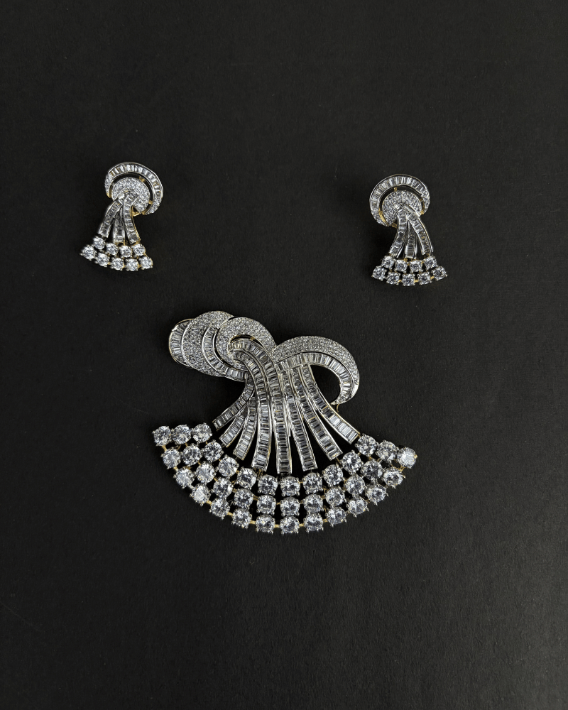 Imperial Cascade Pendant | Big Size | Screw Back