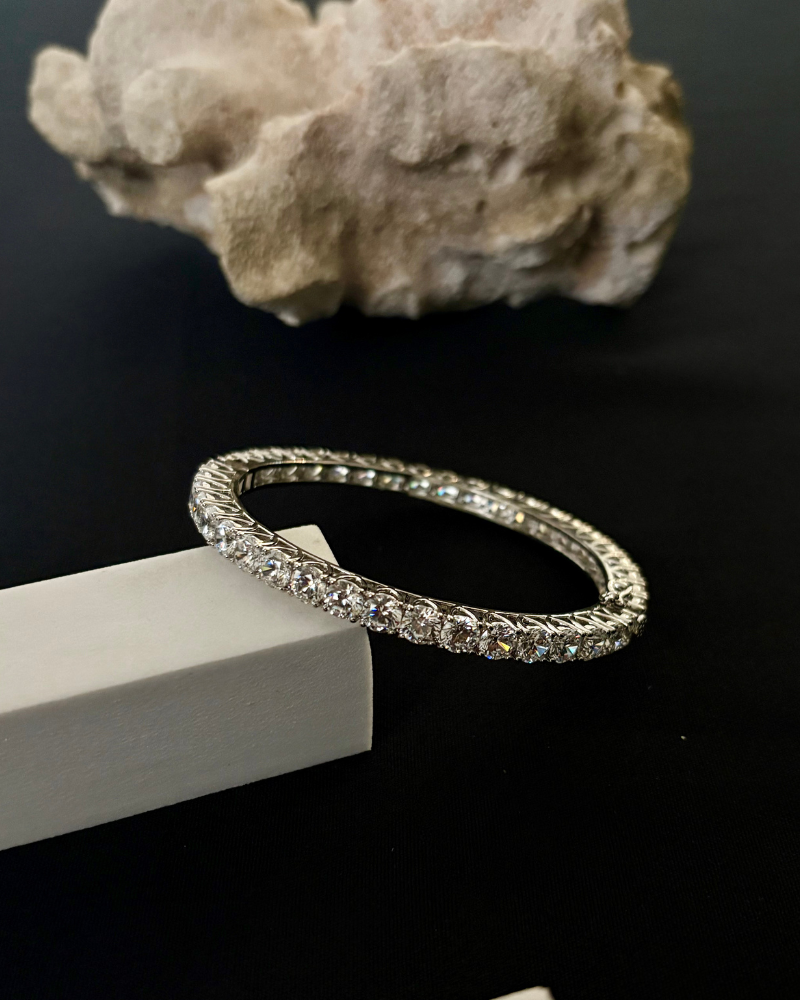 Single Line Solitaire Kangan | Rhodium Plating | Single Piece