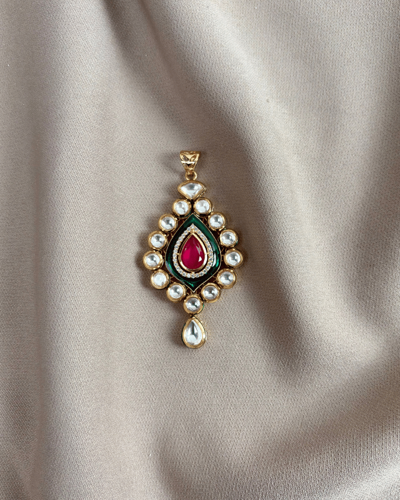 Kundan Pendant With Meenakari Work