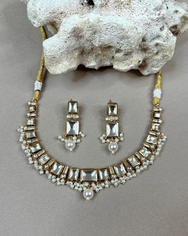 Single Line Kundan Necklace | Square Shape