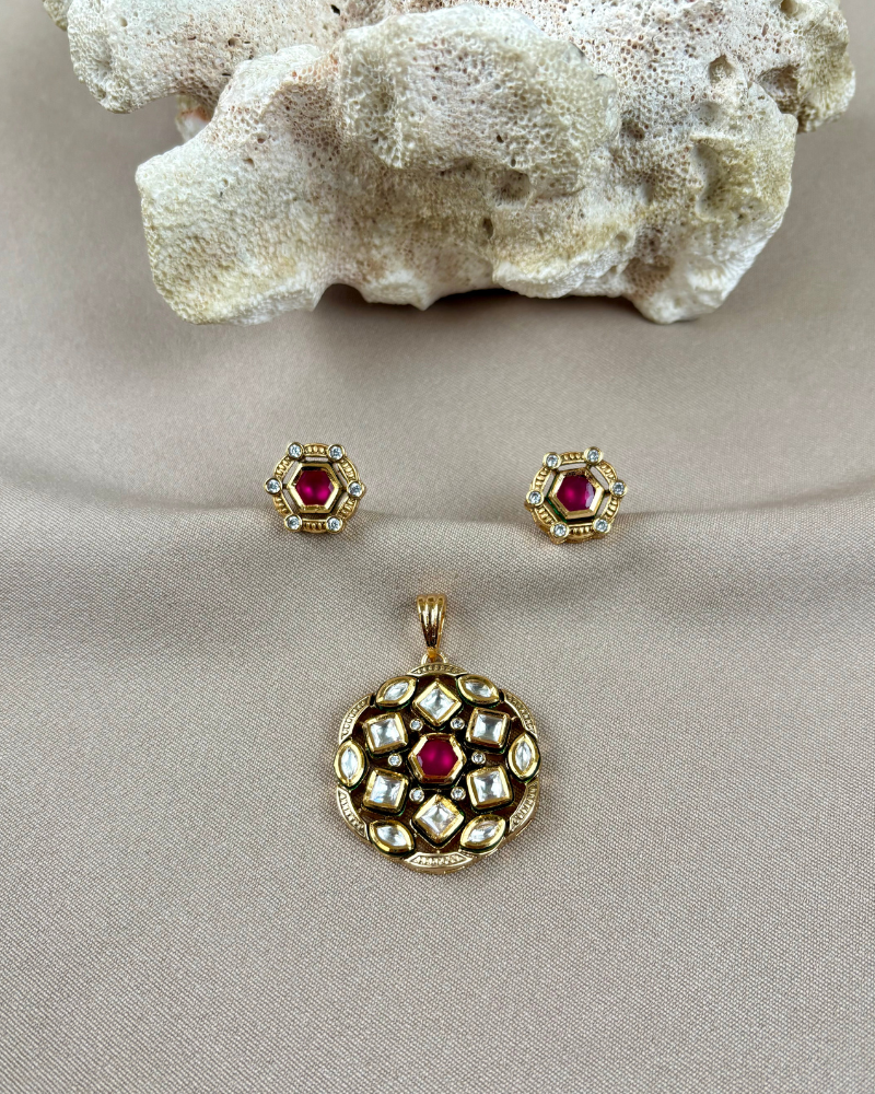 Ruby Charkra Pendant Set