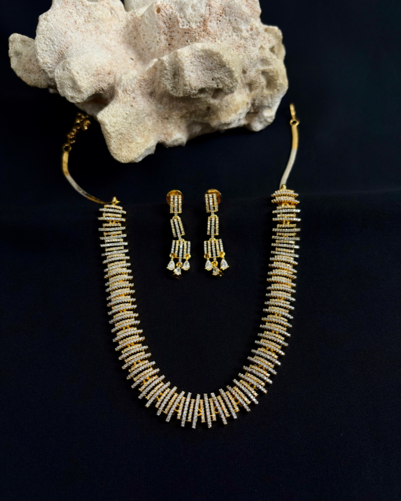 Mystic Diamond Necklace