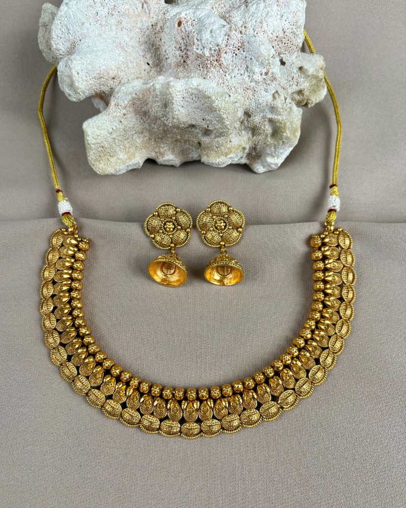 Heritage Nitya Golden Haar