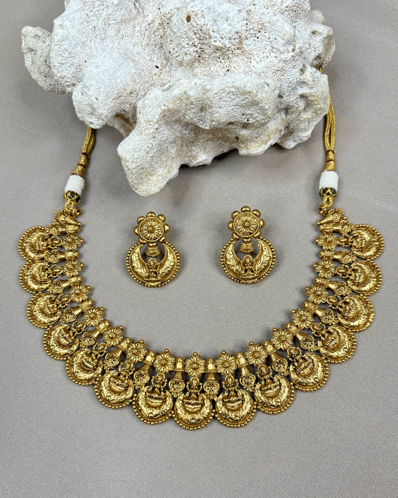 Golden Laxmi Haar | Maang Tikka