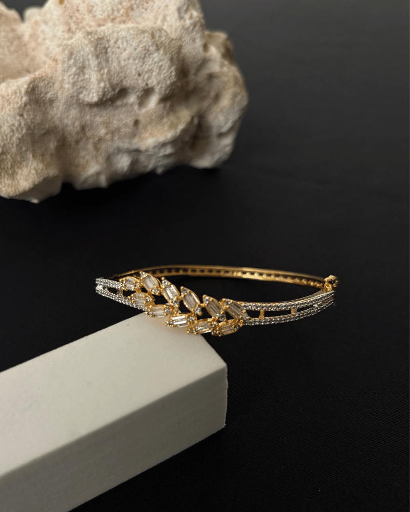 Leaflet Diamond Bracelet