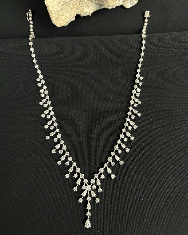 Medina Droplets Necklace | Rhodium Plating