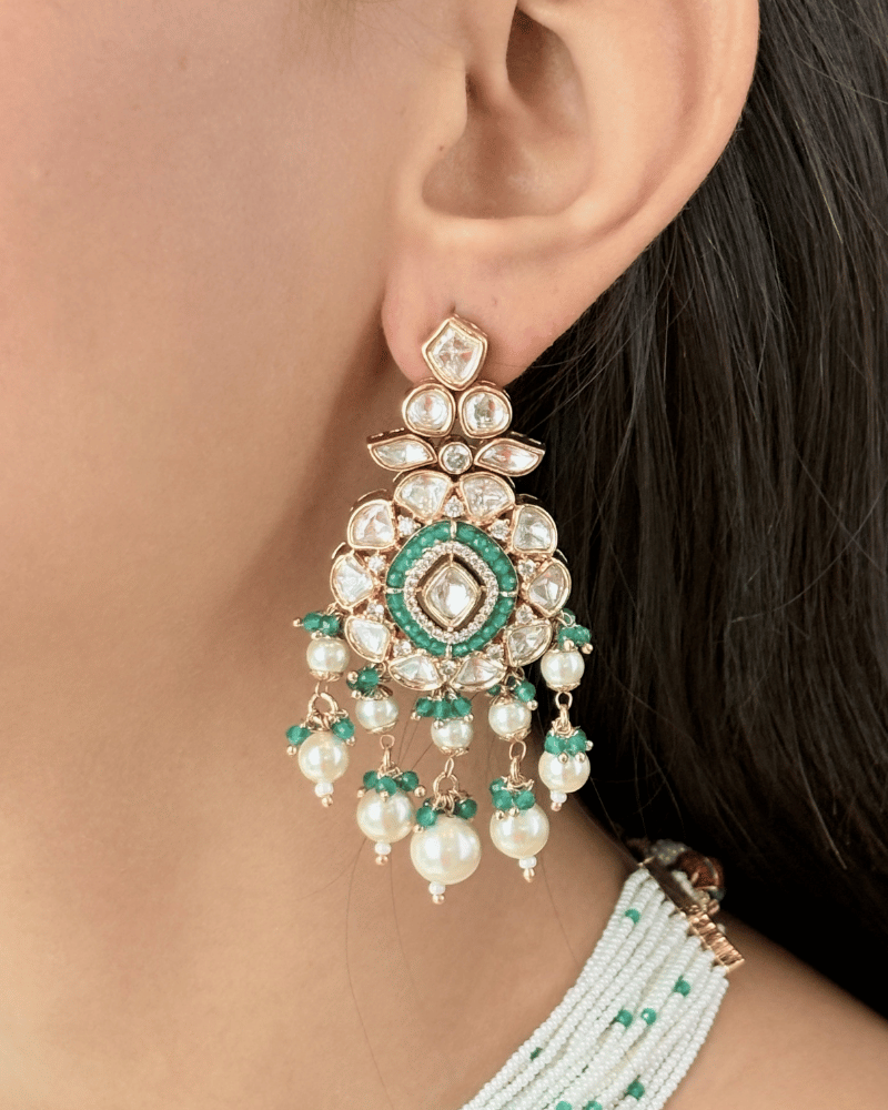 Rhea Rani Emerald Polki Choker With Pearl Drops