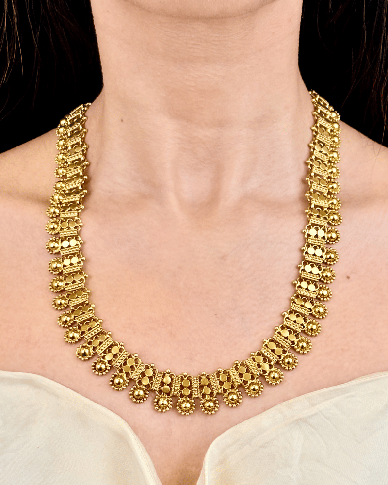 Nakshi Golden Long Haar