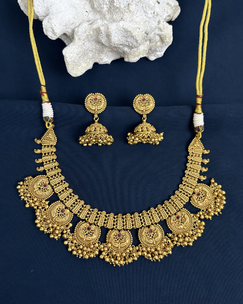 Mahalakshmi Rajsi Golden Haar | With Maang Tikka