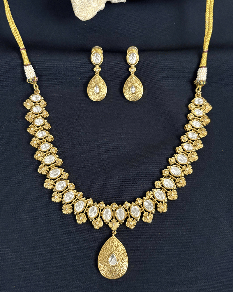Namrata Kundan Necklace | Mint Work