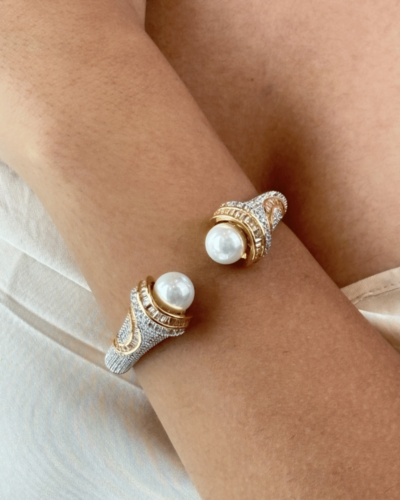 Moon Pearl Diamond Cuff | Openable
